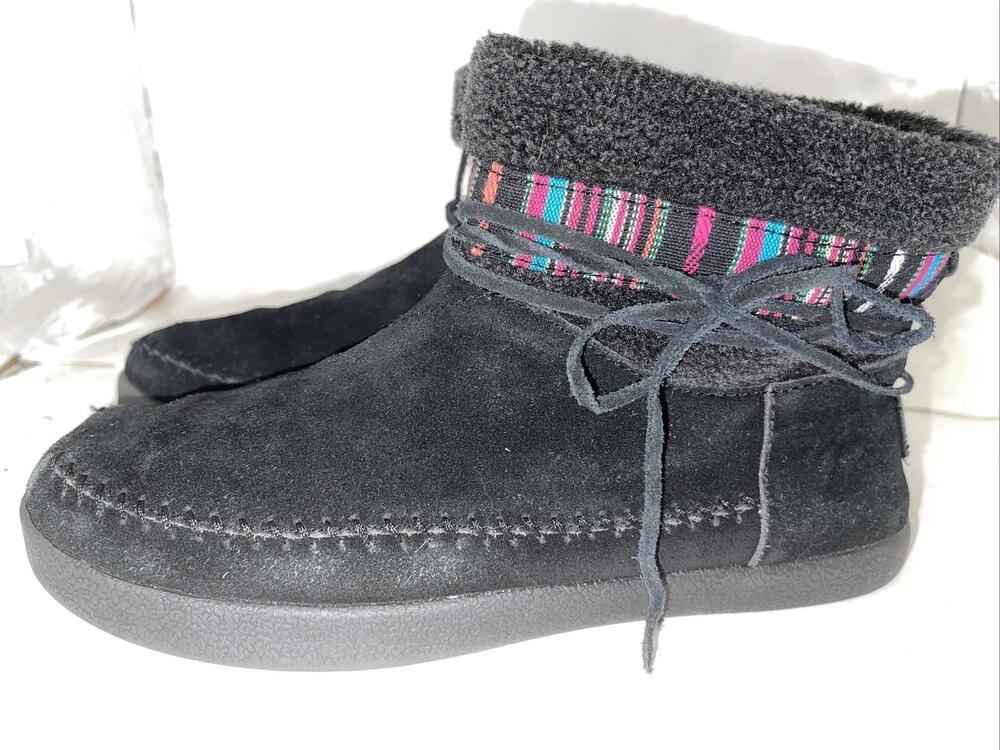 BOBS By Skechers Boots Womens Size 6 Black Faux Suede Fleece Ankle Booties